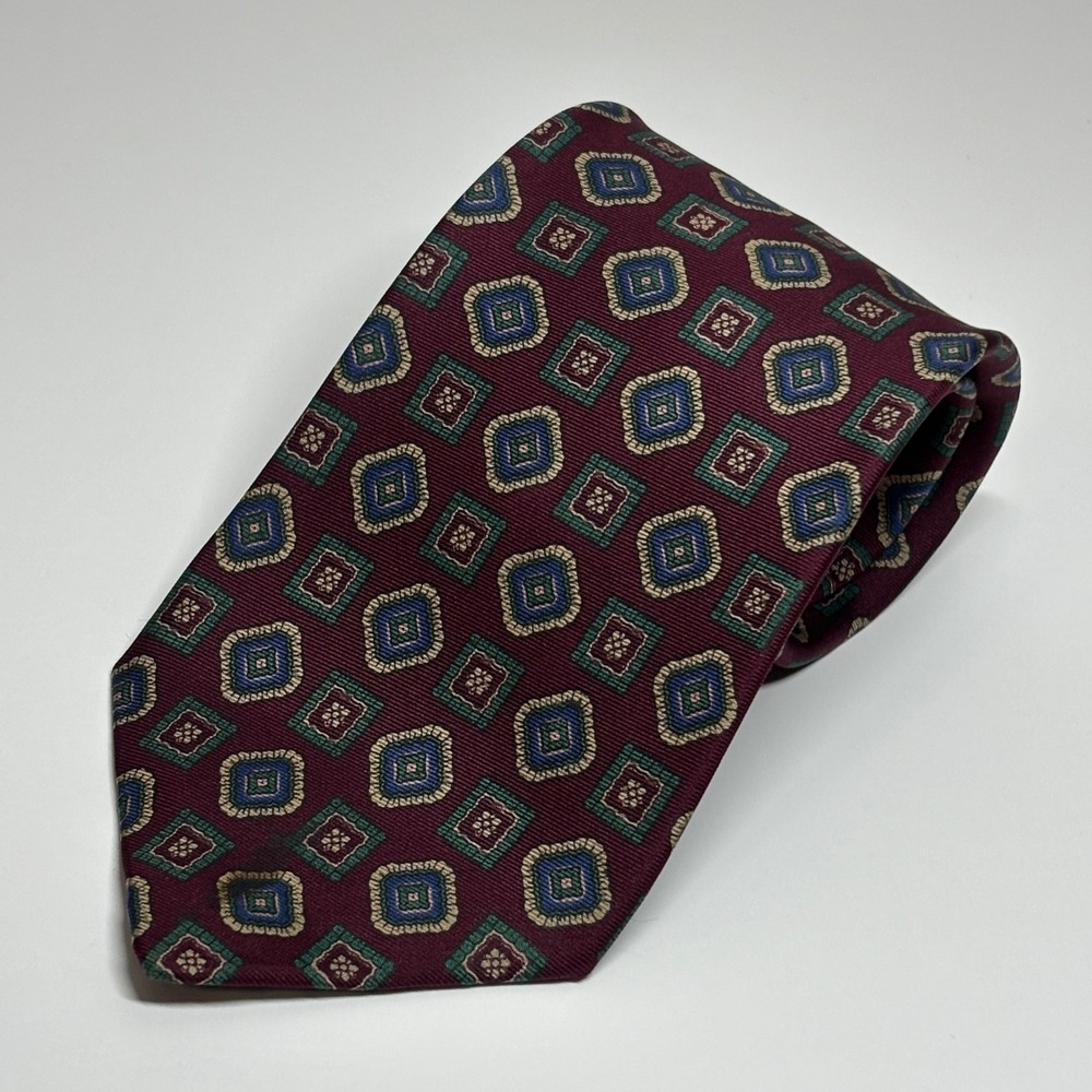 Austin Reed Silk Tie Mens OS Burgundy Geometric Medallion Italian Silk